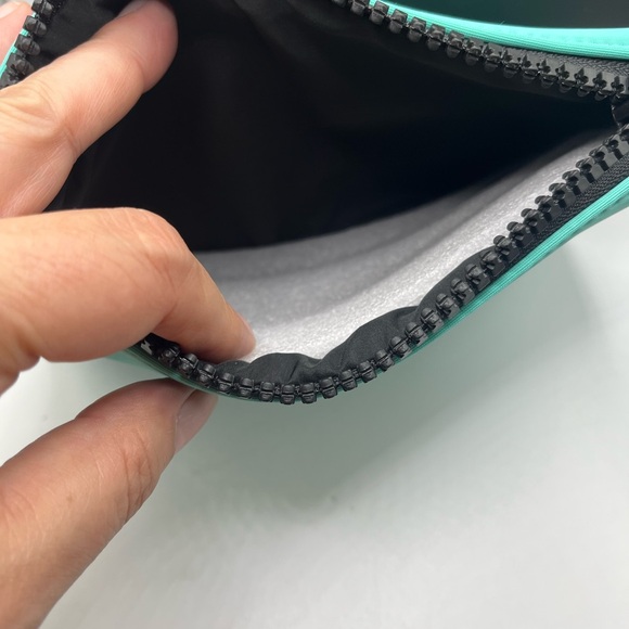 CHANEL Tiffany Blue Cosmetic Bag - Picture 11 of 11